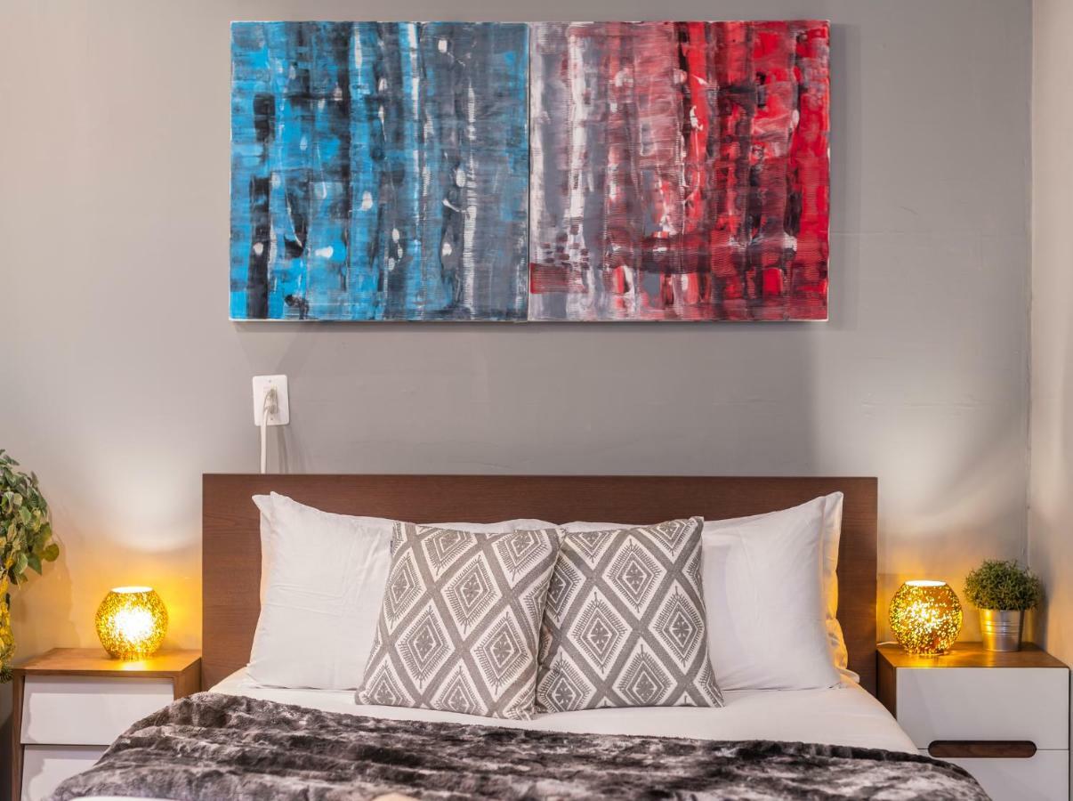 South St Flat - Graduate Hospital Apartment *